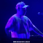 svg+xml,%3Csvg%20xmlns%3D%22http%3A%2F%2Fwww.w3 Filhos de Sabotage cantam as músicas do pai no show 'Enquanto Houver Desvantagem'