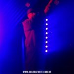 svg+xml,%3Csvg%20xmlns%3D%22http%3A%2F%2Fwww.w3 Filhos de Sabotage cantam as músicas do pai no show 'Enquanto Houver Desvantagem'